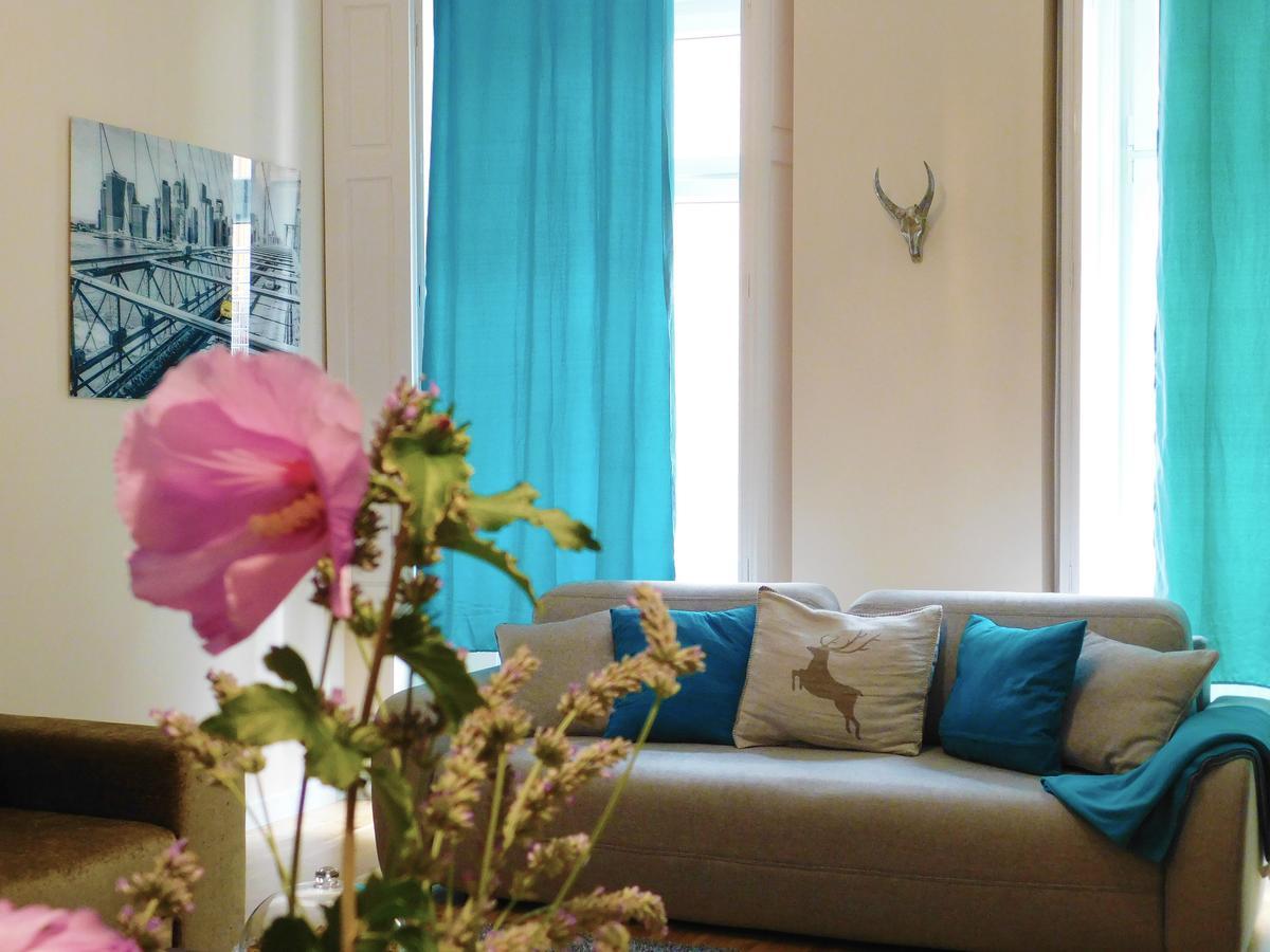 Wonder Deer Luxury Apartment At The Opera Self Check-In Budapeste Exterior foto